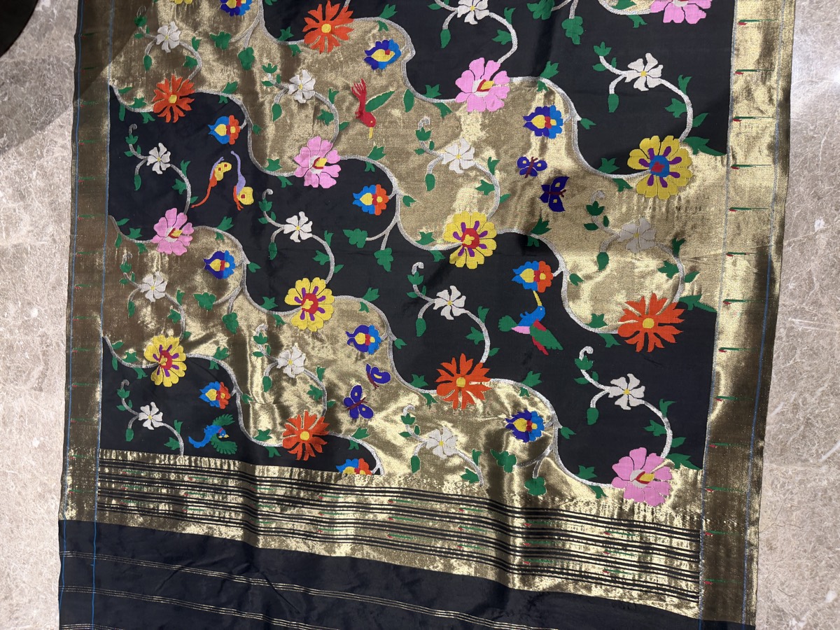 Black Silk Brocade Sona Rupa Zari Jamdani Paithani Saree — Paithani, Pure Silk, Paithan, Maharashtra, view 11