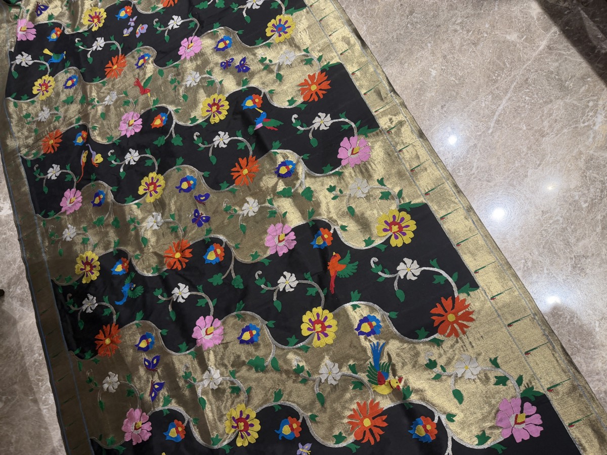Black Silk Brocade Sona Rupa Zari Jamdani Paithani Saree — Paithani, Pure Silk, Paithan, Maharashtra, view 12