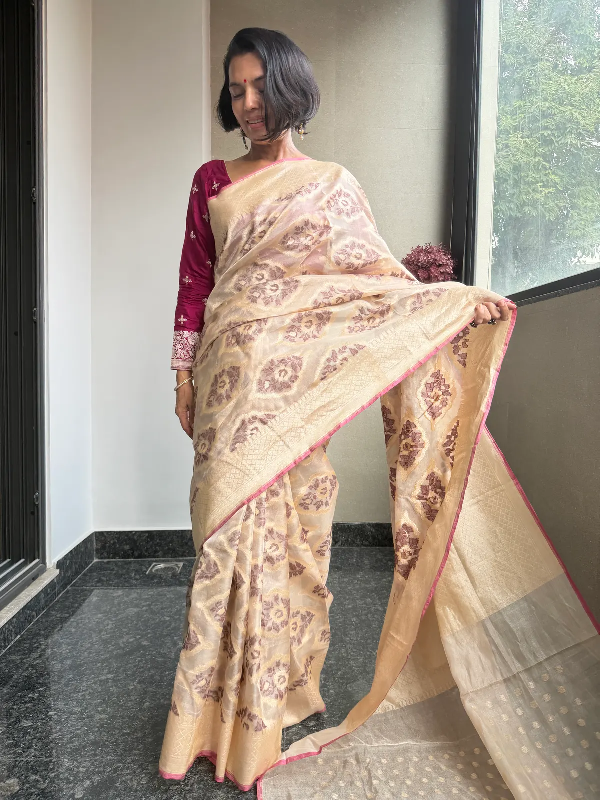 Champagne Tissue Kora Silk Cutwork Jamdani Banarasi Saree — Banarasi, Tissue Kora Silk, Varanasi, Uttar Pradesh, view 4
