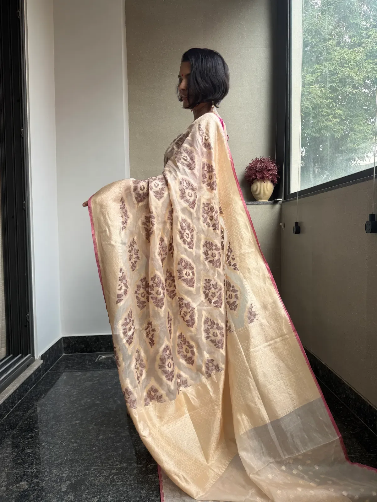Champagne Tissue Kora Silk Cutwork Jamdani Banarasi Saree — Banarasi, Tissue Kora Silk, Varanasi, Uttar Pradesh, view 8