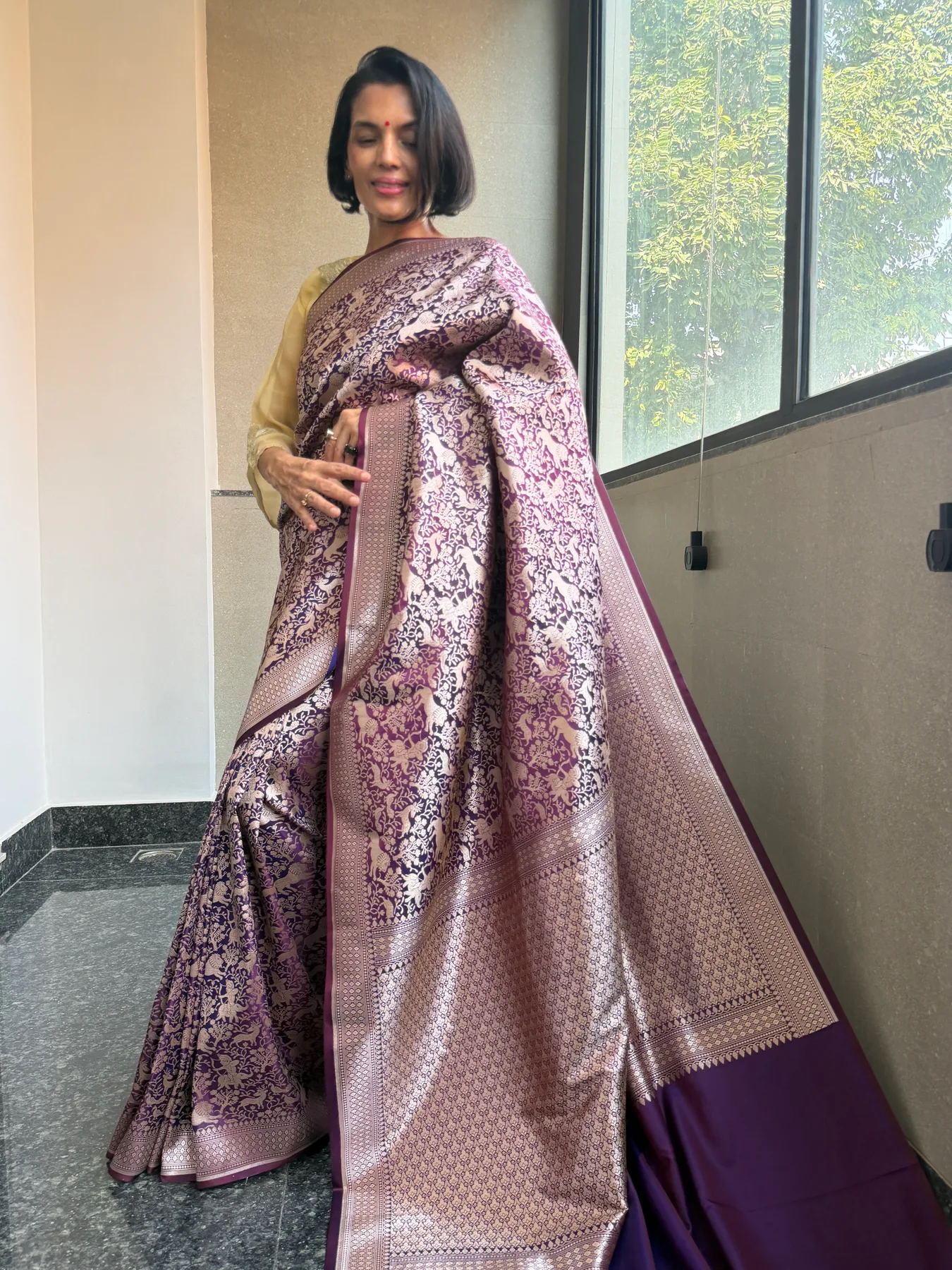 Dual-Shot Mushroo Silk Kaduwa Locked-Weave Shikargah Banarasi Saree — Banarasi, Mushroo Silk, view 2