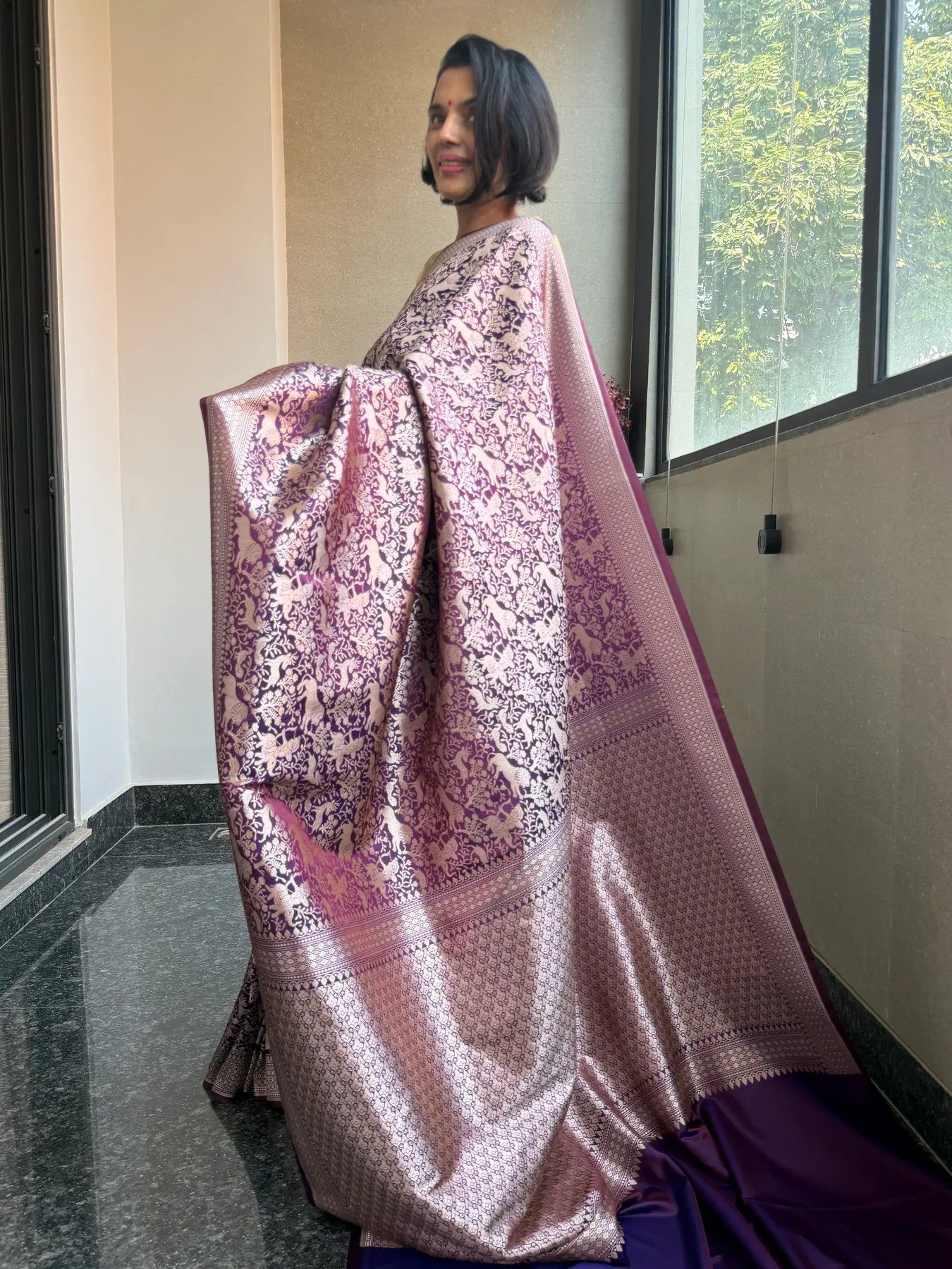 Dual-Shot Mushroo Silk Kaduwa Locked-Weave Shikargah Banarasi Saree — Banarasi, Mushroo Silk, view 3
