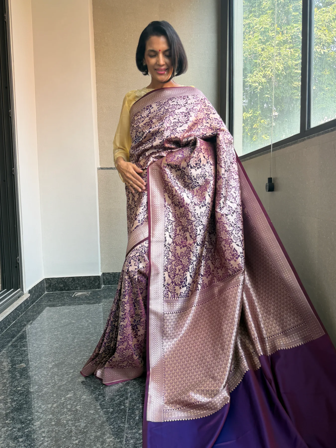 Dual-Shot Mushroo Silk Kaduwa Locked-Weave Shikargah Banarasi Saree — Banarasi, Mushroo Silk, view 5