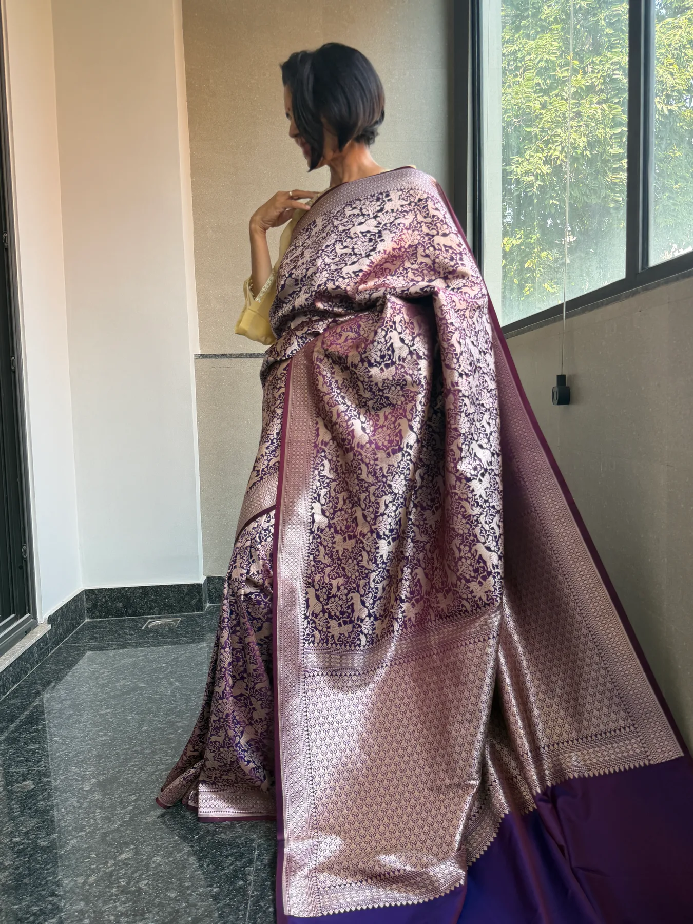 Dual-Shot Mushroo Silk Kaduwa Locked-Weave Shikargah Banarasi Saree — Banarasi, Mushroo Silk, view 6