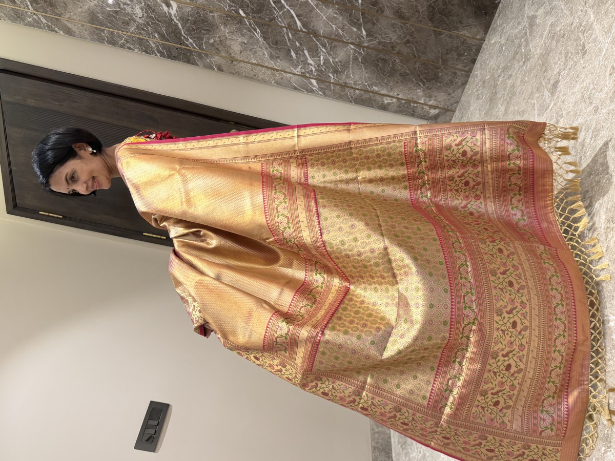 Gold Tissue Kanjeewaram Silk Saree — Reversible, Pure Zari — Kanjeewaram, Tissue Silk, Kanchipuram, Tamil Nadu, view 2