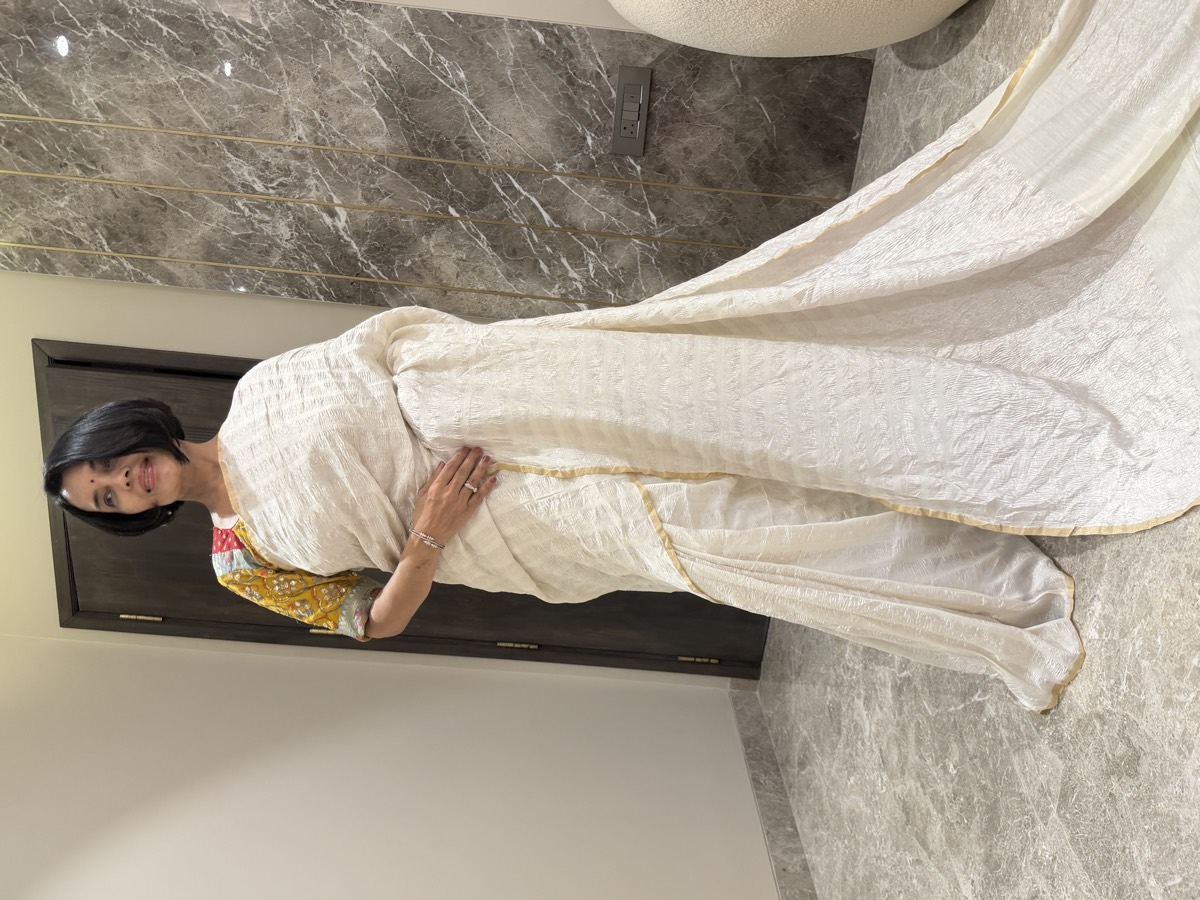 Ivory Crushed Tissue Silver Zari Banarasi Saree — Banarasi, Tissue Silk, Varanasi, Uttar Pradesh, view 2