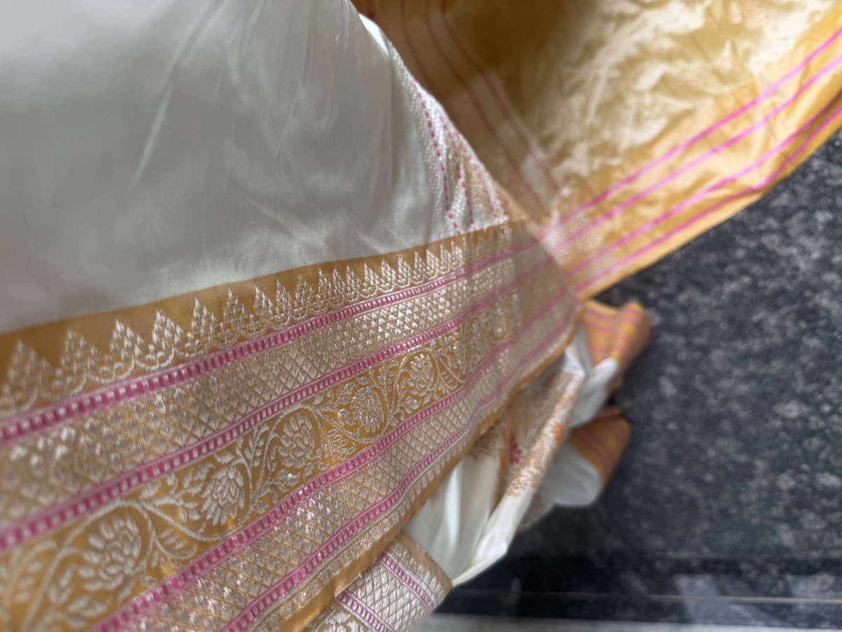 Ivory & Gold Kadwa Katan Silk Handloom Banarasi Saree — Banarasi, Katan Silk, Varanasi, Uttar Pradesh, view 10