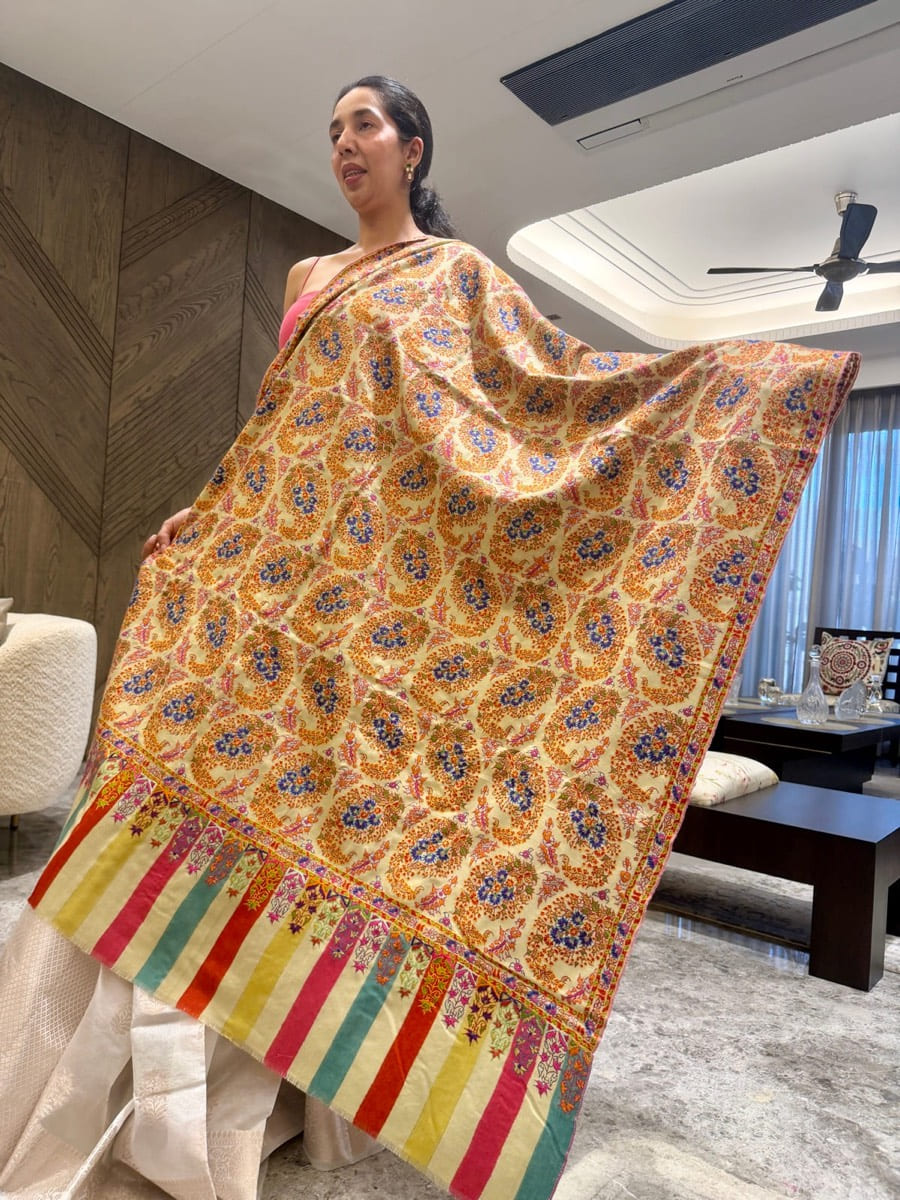 Handwoven Kani Shawl with Sozni Needlework — Kani, Pashmina, Kashmir, view 7