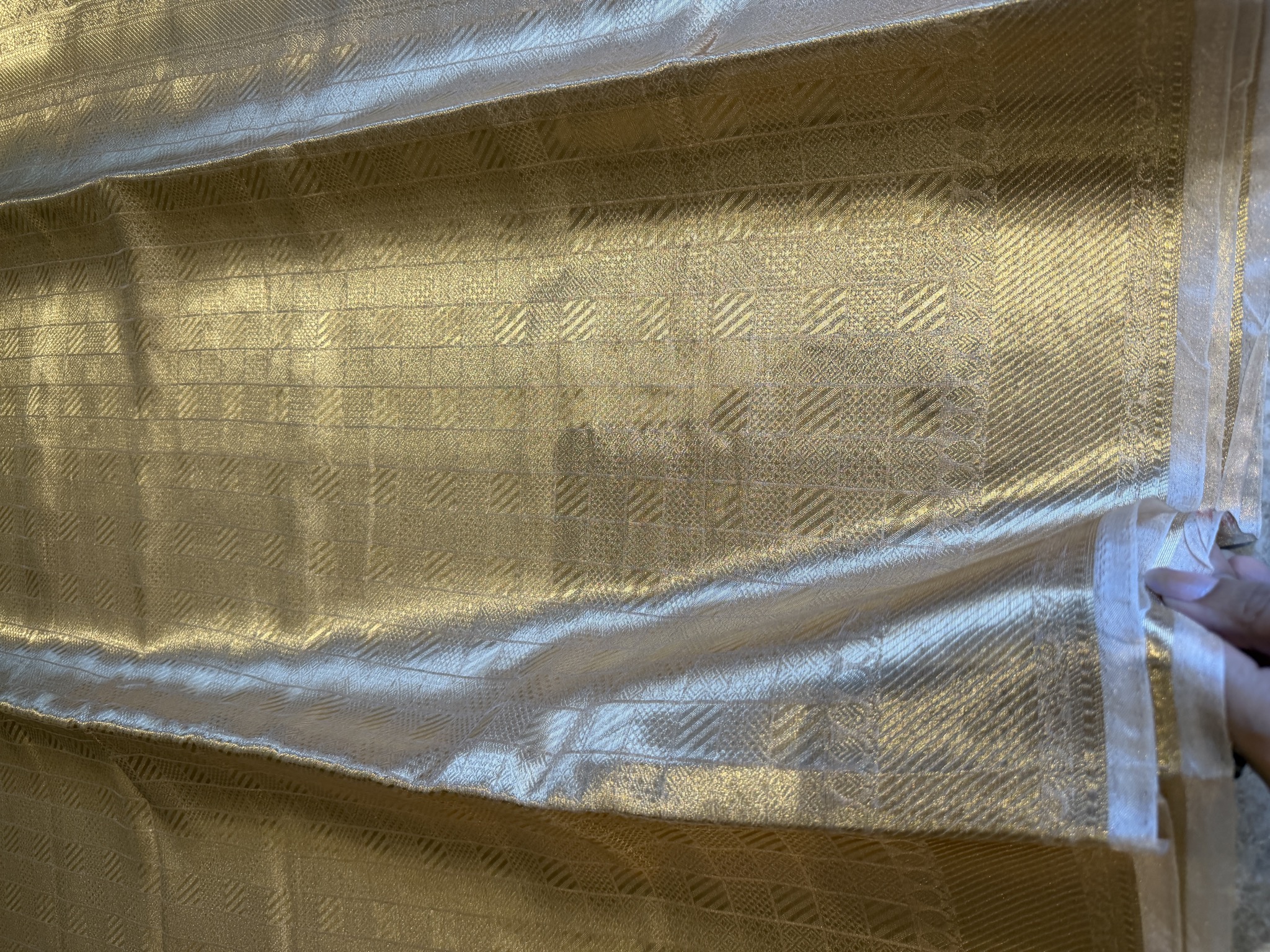 Tissue Silk Gold Kanjeewaram Saree — All-Over Zari Checkered Weave — Kanjeewaram, Silk Tissue, Kanchipuram, Tamil Nadu, view 8