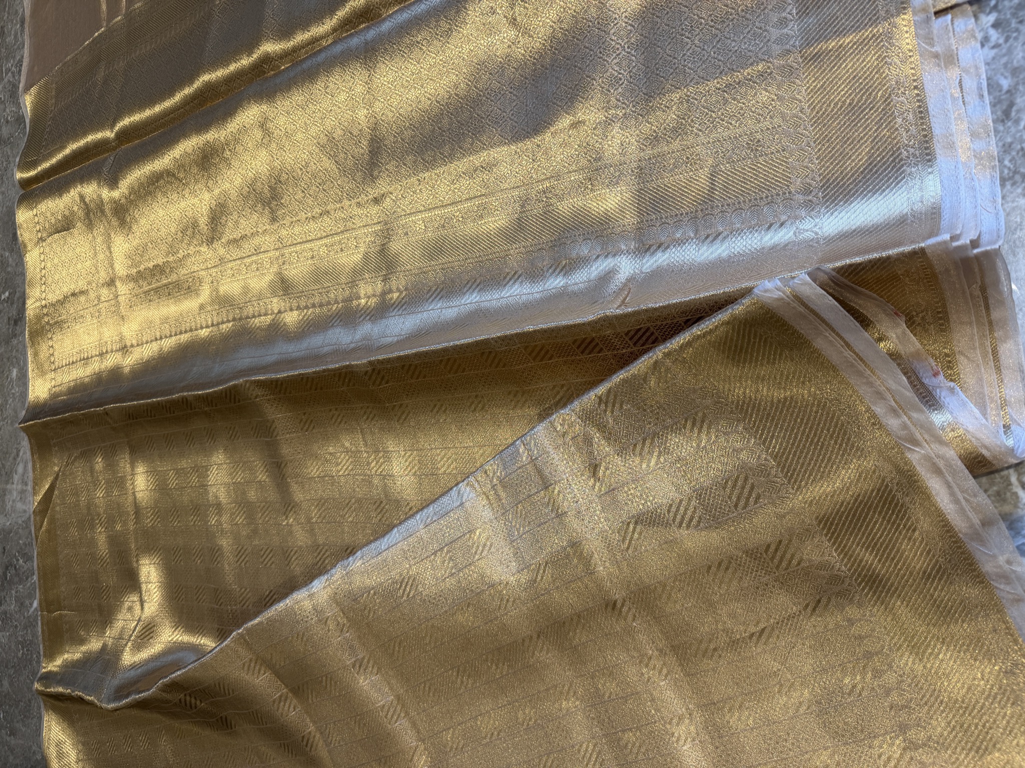 Tissue Silk Gold Kanjeewaram Saree — All-Over Zari Checkered Weave — Kanjeewaram, Silk Tissue, Kanchipuram, Tamil Nadu, view 9