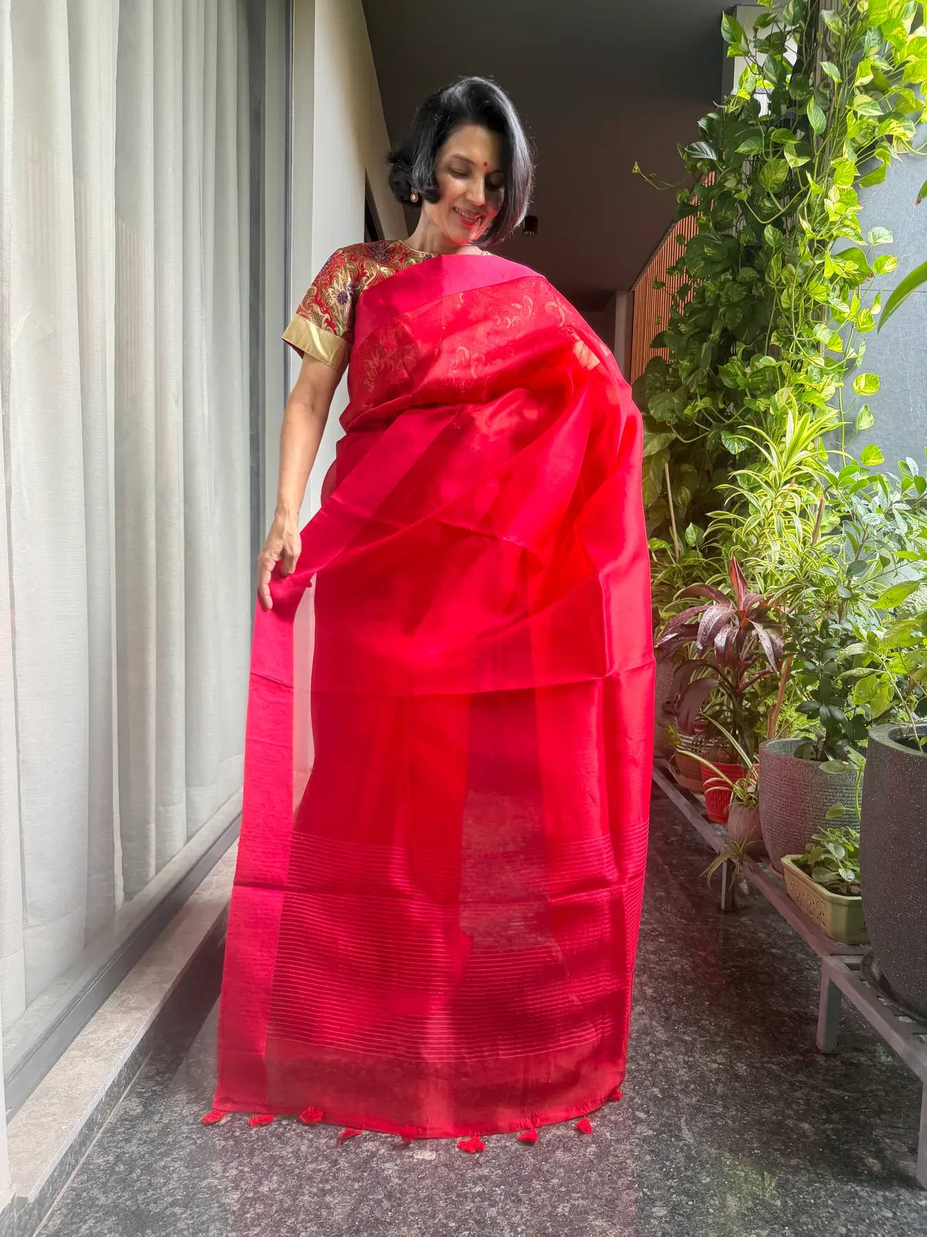 Modern Red Kora Silk & Mushroo Twill Banarasi Saree — Banarasi, Kora Silk & Mushroo Twill Silk, Varanasi, Uttar Pradesh, view 4
