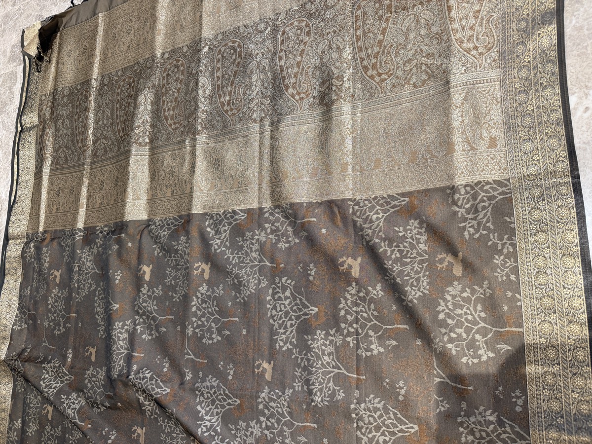 Olive Grey Twill Silk Tanchoi Banarasi Saree — Tree of Life — Banarasi, Twill Silk, Varanasi, Uttar Pradesh, view 9
