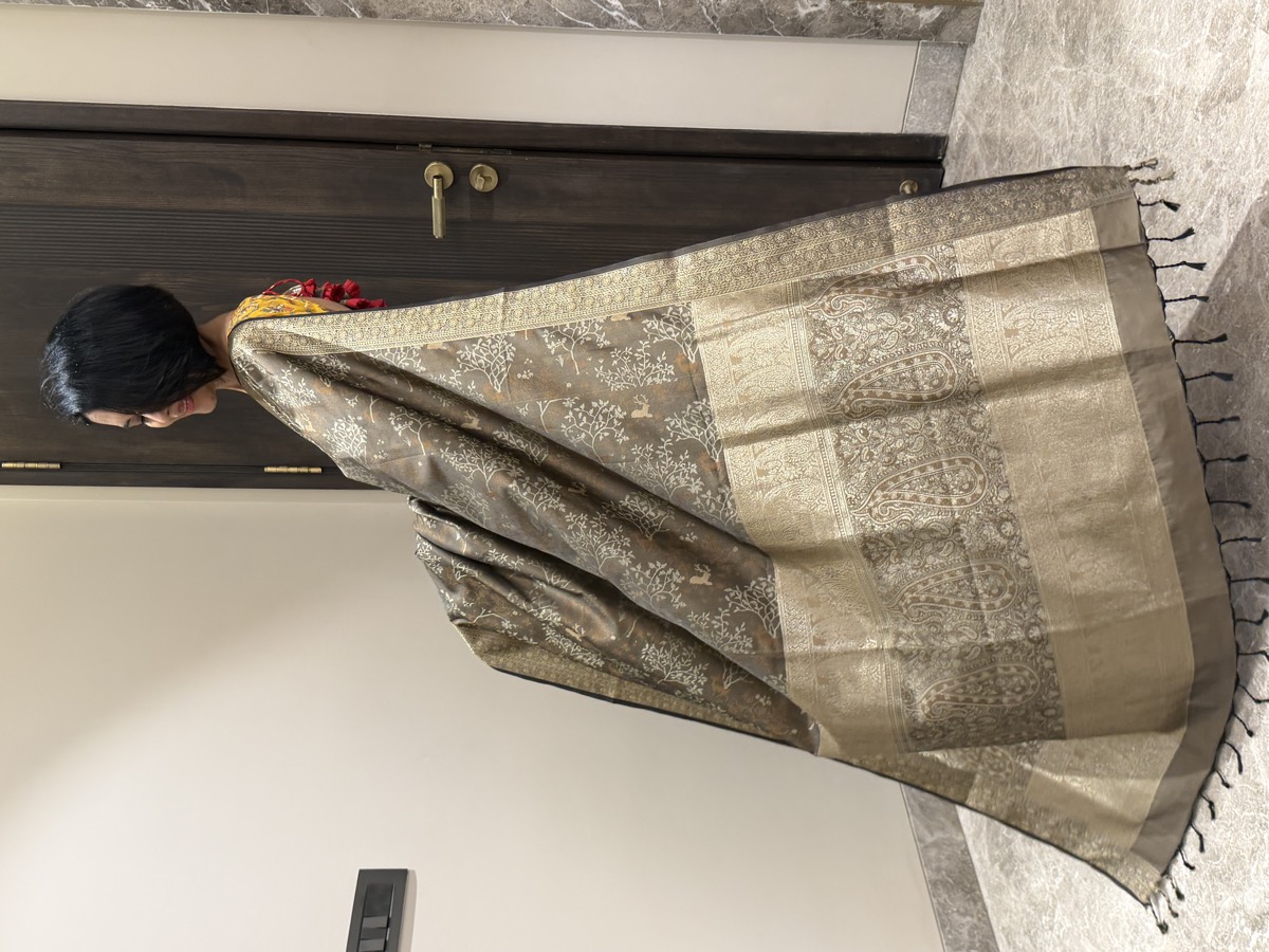 Olive Grey Twill Silk Tanchoi Banarasi Saree — Tree of Life — Banarasi, Twill Silk, Varanasi, Uttar Pradesh, view 8