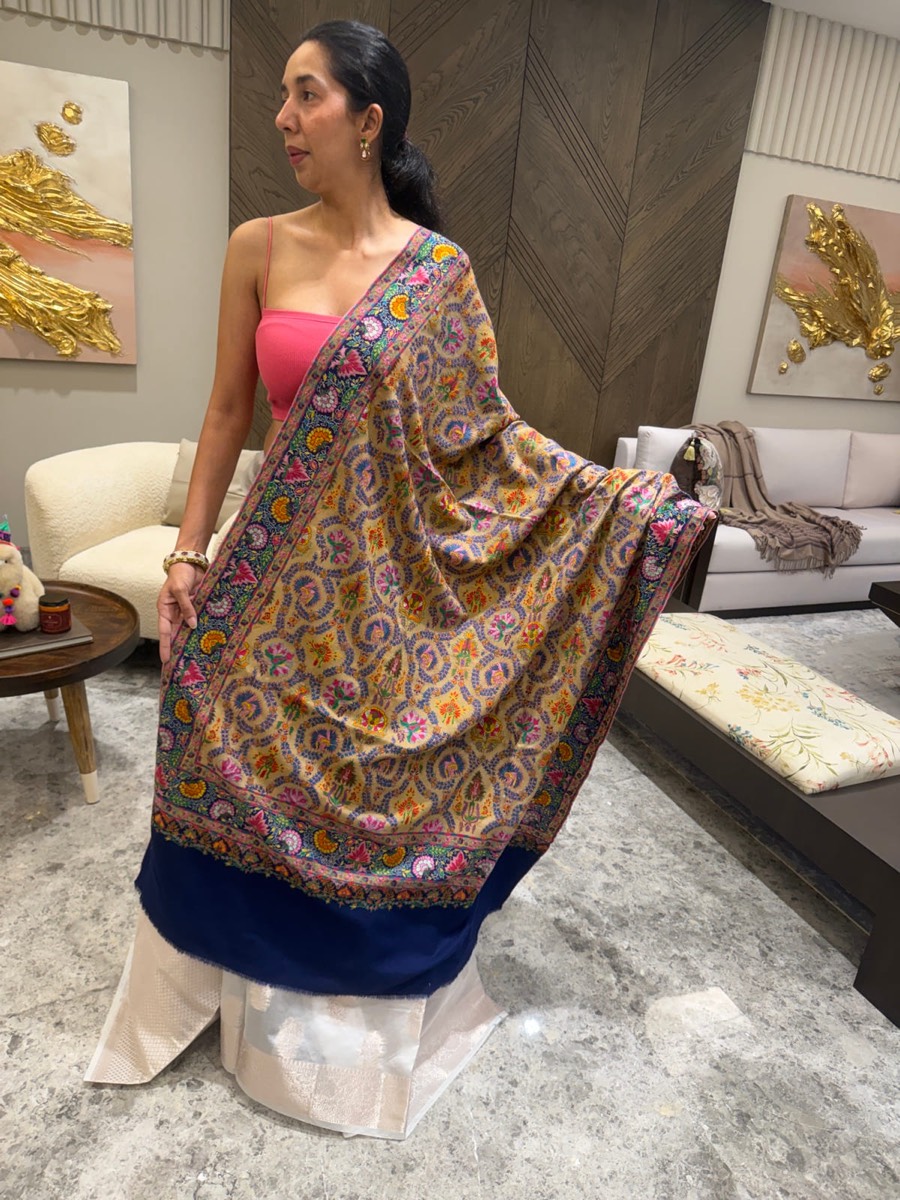 Pure Pashmina Hand Embroidered Sozni Shawl in Natural — Pashmina, Kashmir, view 3