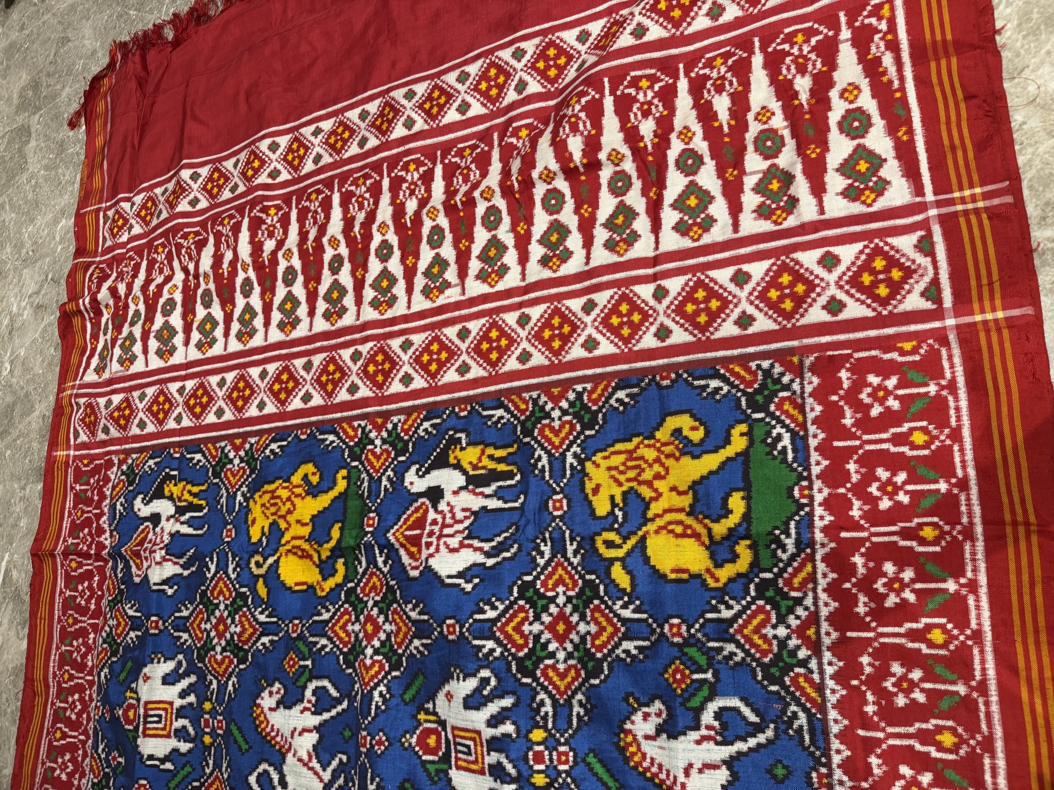 Double Ikat Patan Patola Silk Saree in Red & Blue — Animal Bhat — Patan Patola, Pure Silk, Patan, Gujarat, view 10