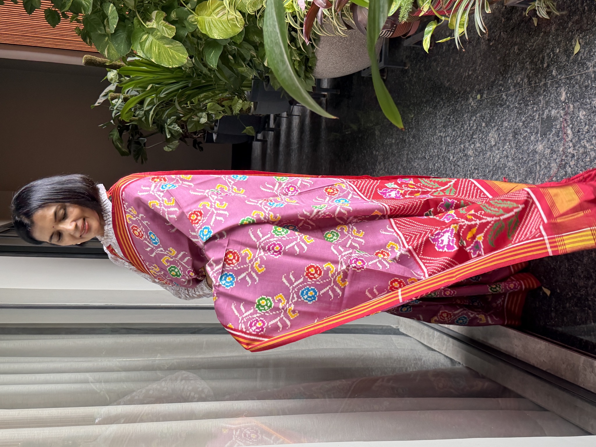Double Ikat Patan Patola Silk Saree in Rose Pink — Patan Patola, Pure Silk, Patan, Gujarat, view 3