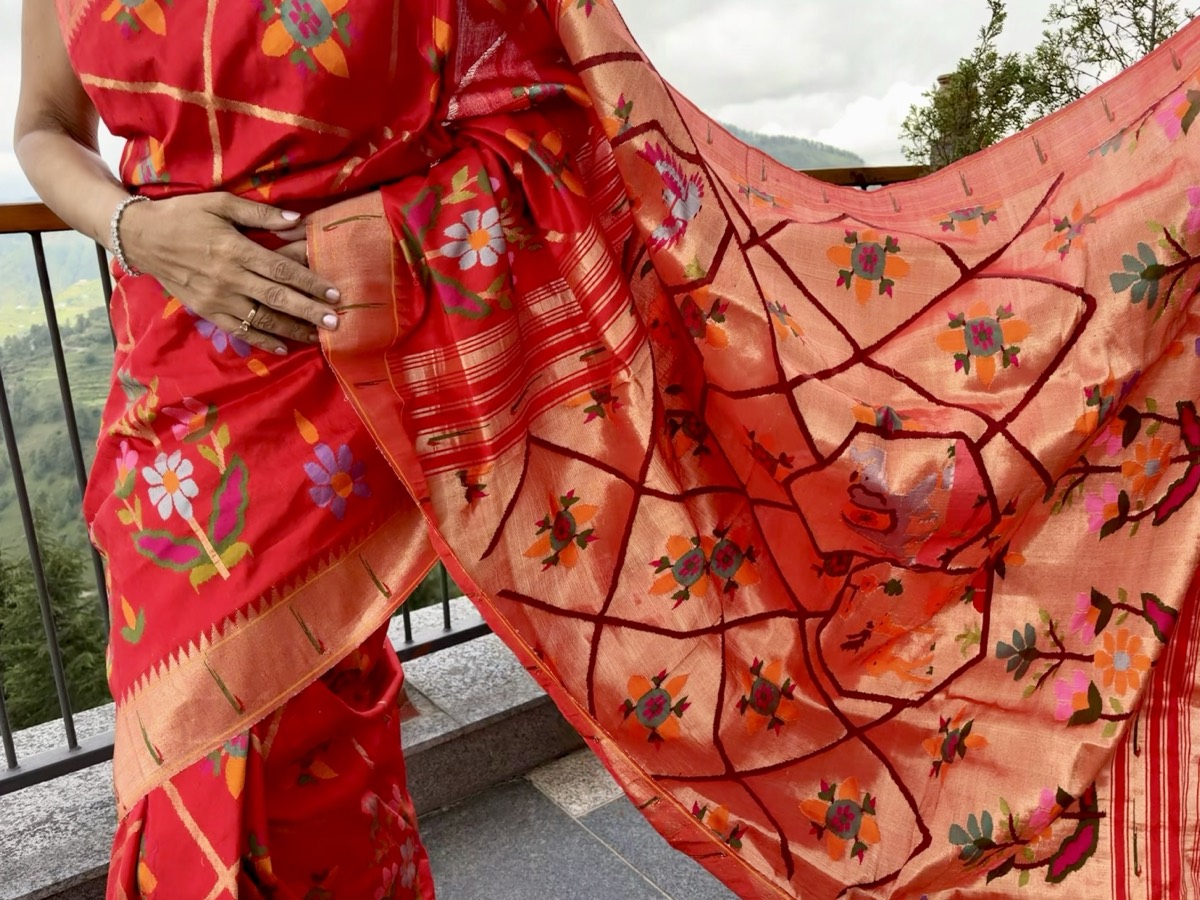 Red Pure Silk Jamdani Paithani Saree with Animal Motif Pallu — Paithani, Pure Silk, Yeola, Maharashtra, view 9