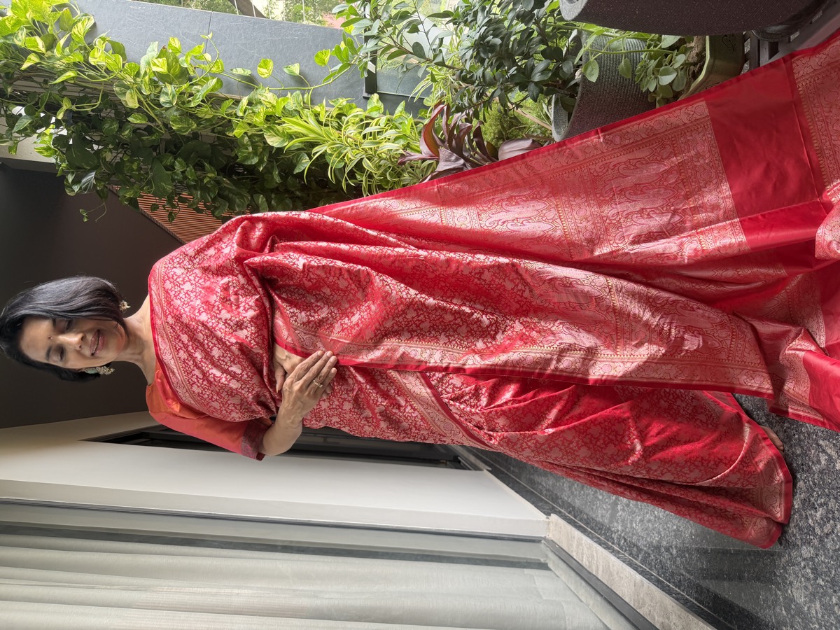 Red Silk Tanchoi Banarasi Saree with Vintage Paisley Pallu — Banarasi, Silk, Varanasi, Uttar Pradesh, view 5