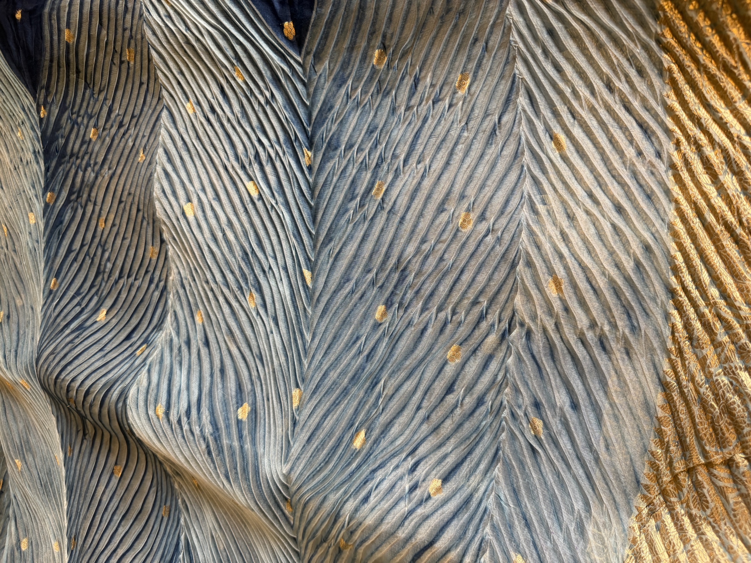 Half & Half Hand Tie-Dye Shibori Silk Banarasi Saree — Banarasi, Silk, Varanasi, Uttar Pradesh, view 11