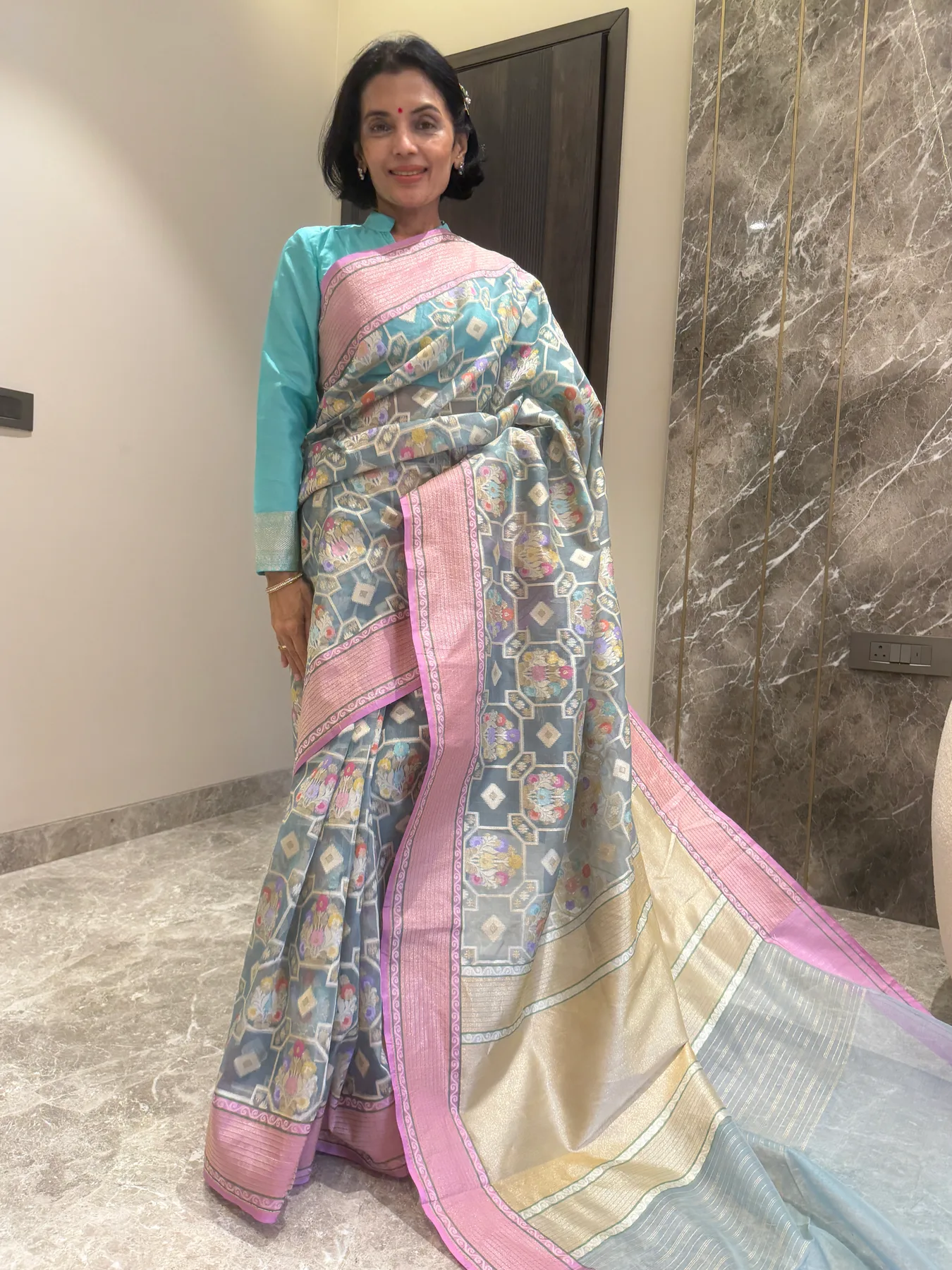Slate Blue and Pink Kora Silk Cutwork Jamdani Banarasi Saree — Banarasi, Kora Silk, view 2